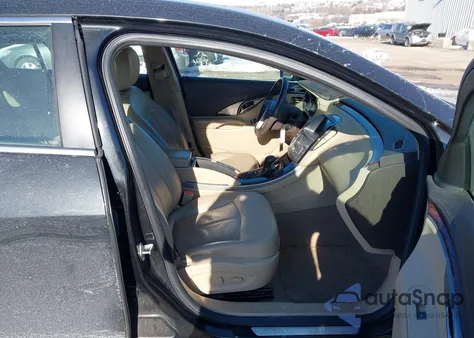 2013 Buick Lacrosse Leather Group z USA, uszkodzony, nr VIN 1G4GC5E33DF320174